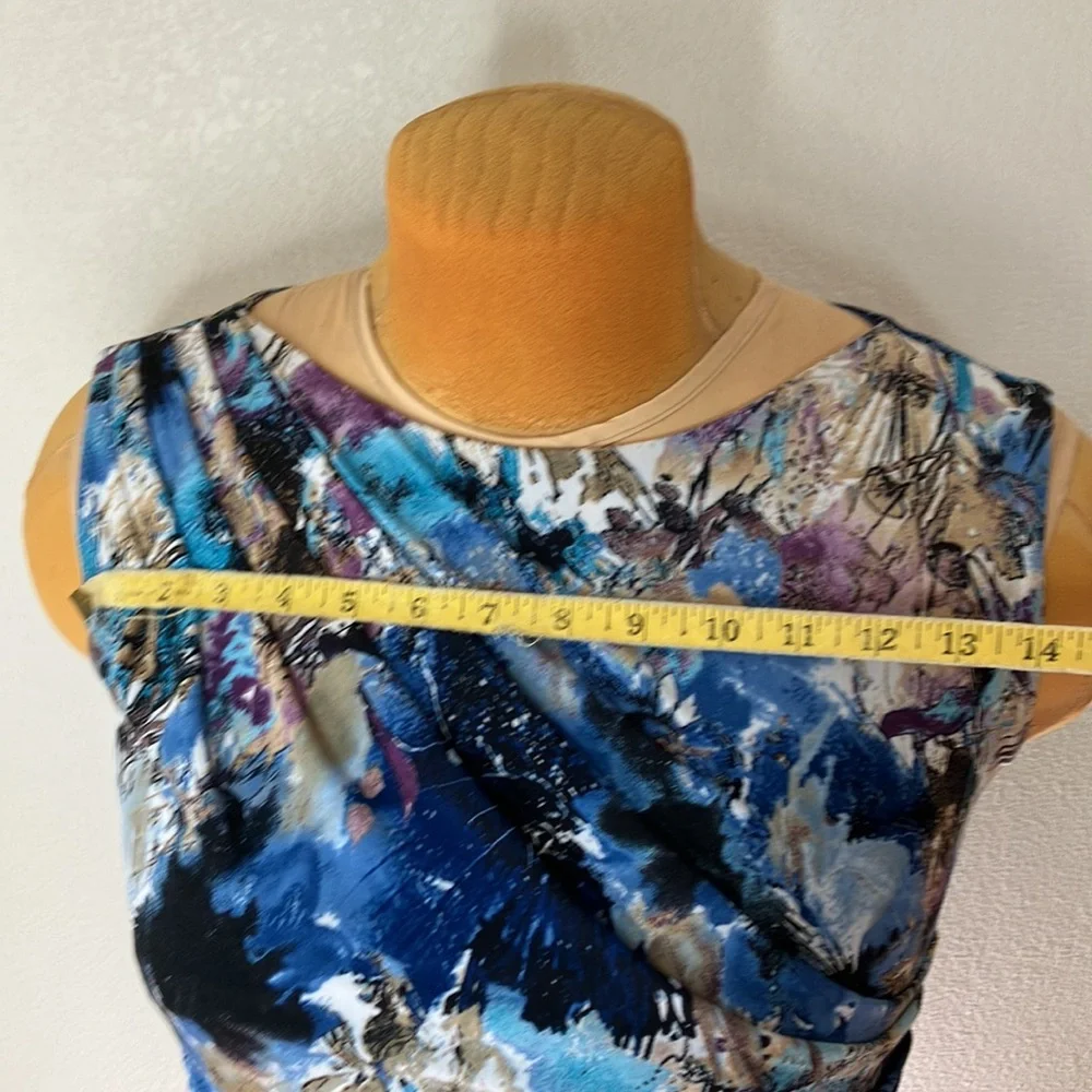 Abstract Multicolor Dress with Ruched Sides - Picture 7 of 10